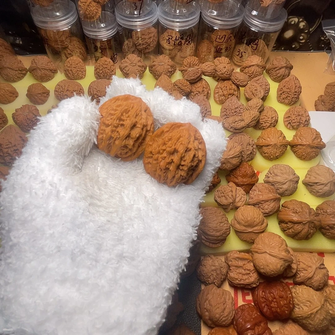 崔***h吊坠文玩核桃麦虎