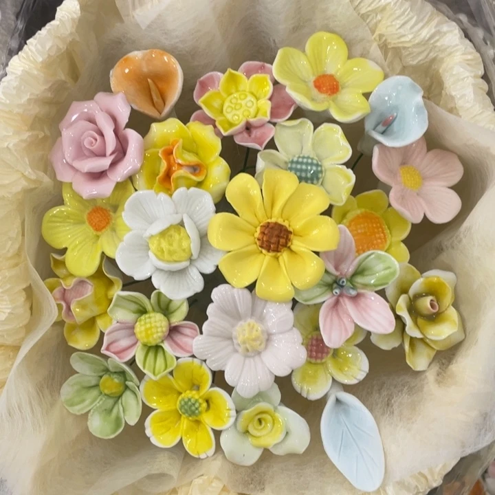 陶瓷黄色中束花束