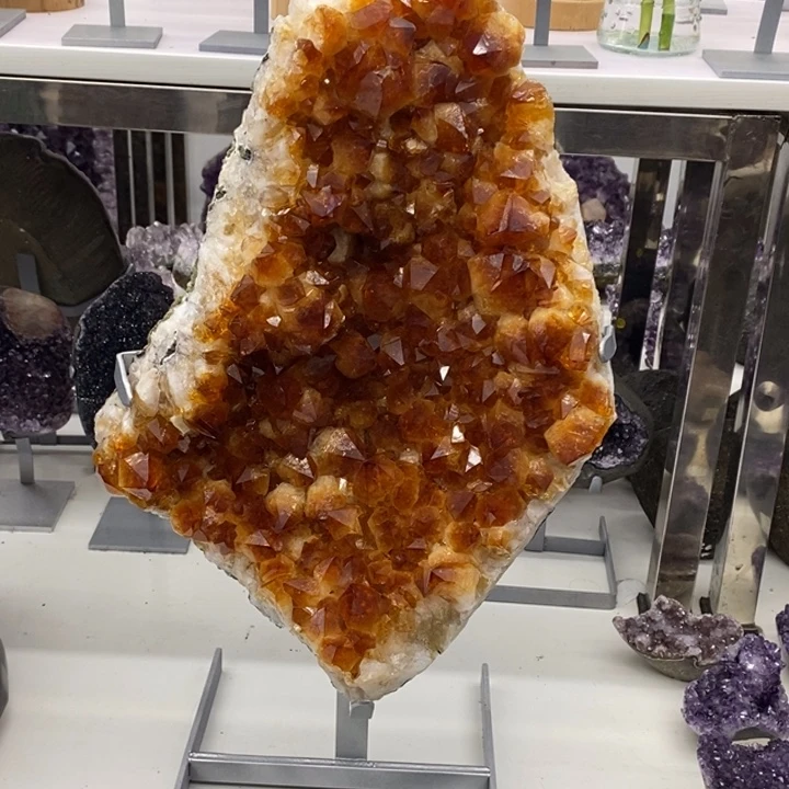 紫晶未镶嵌大型摆件（非配饰）