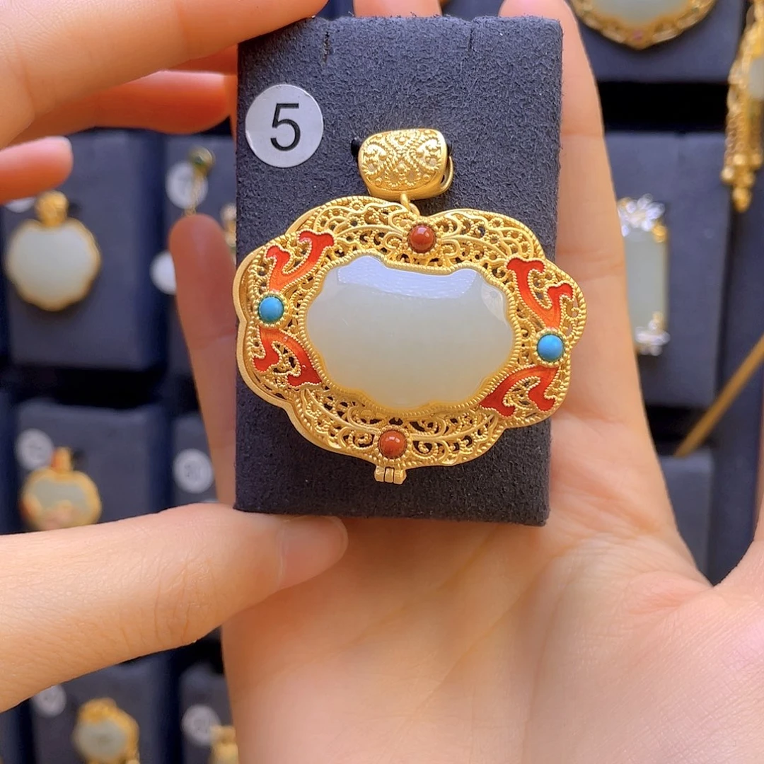 和田玉颈饰银S925镀金镶嵌