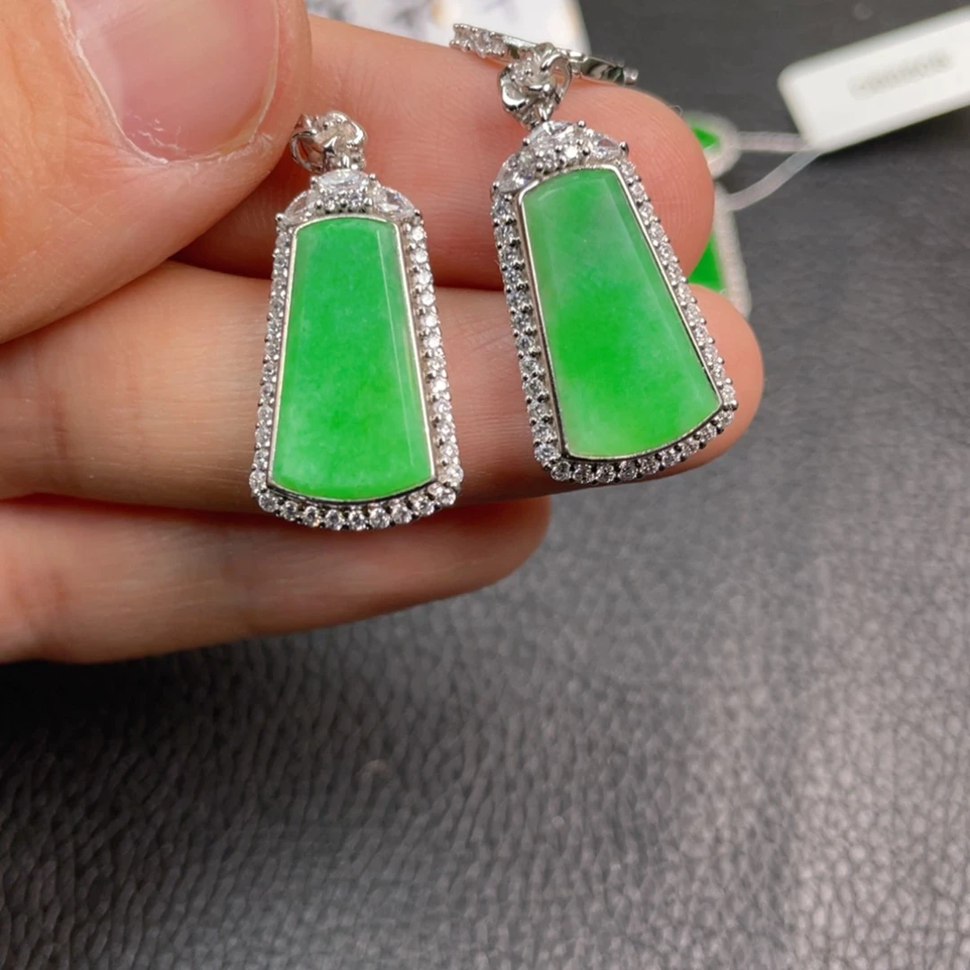 翡翠吊坠(不含链)银S925镶嵌吊坠