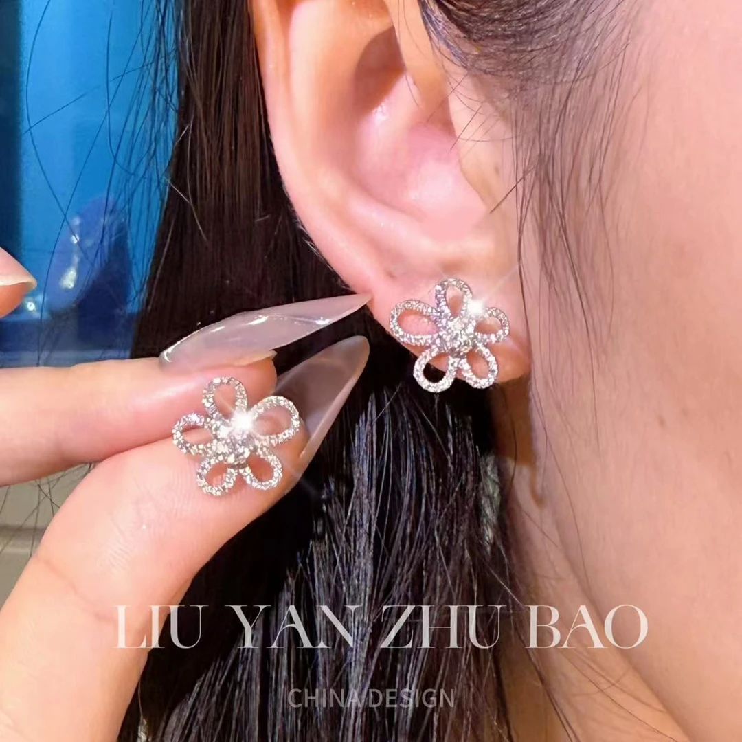 【六言臻选】升级 中号格桑花耳钉