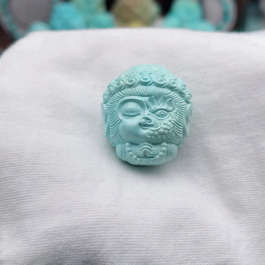 绿松石未镶嵌颈饰