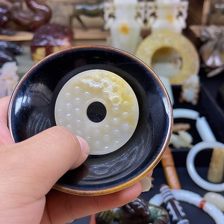 瓷片钰轩珍品的小可爱