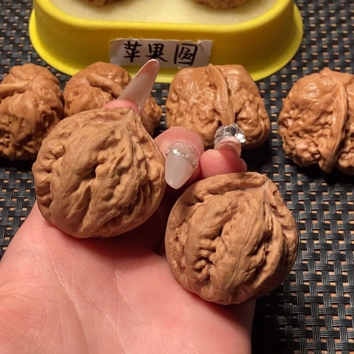 文玩核桃吊坠39全品霸王龙