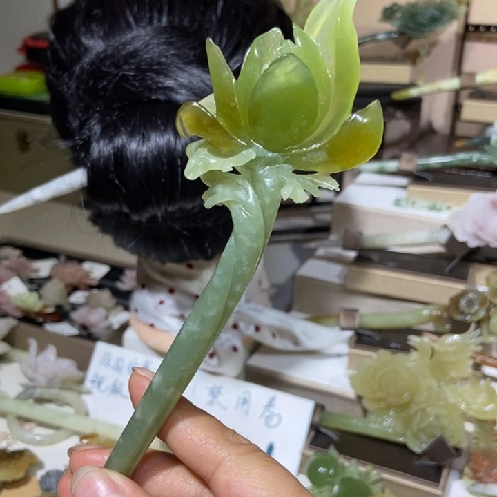 蛇纹石玉未镶嵌发饰