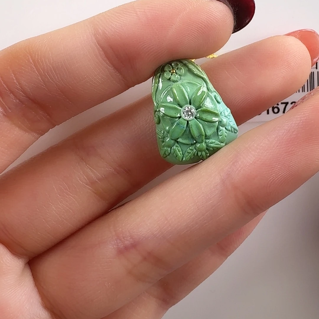 绿松石未镶嵌挂件