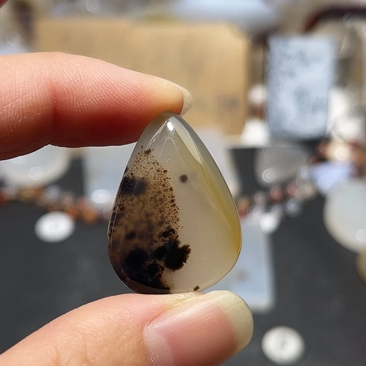 玛瑙/玉髓未镶嵌吊坠(不含链)