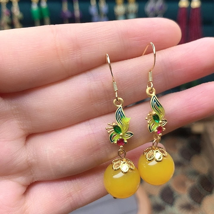 石英质玉耳钉合金