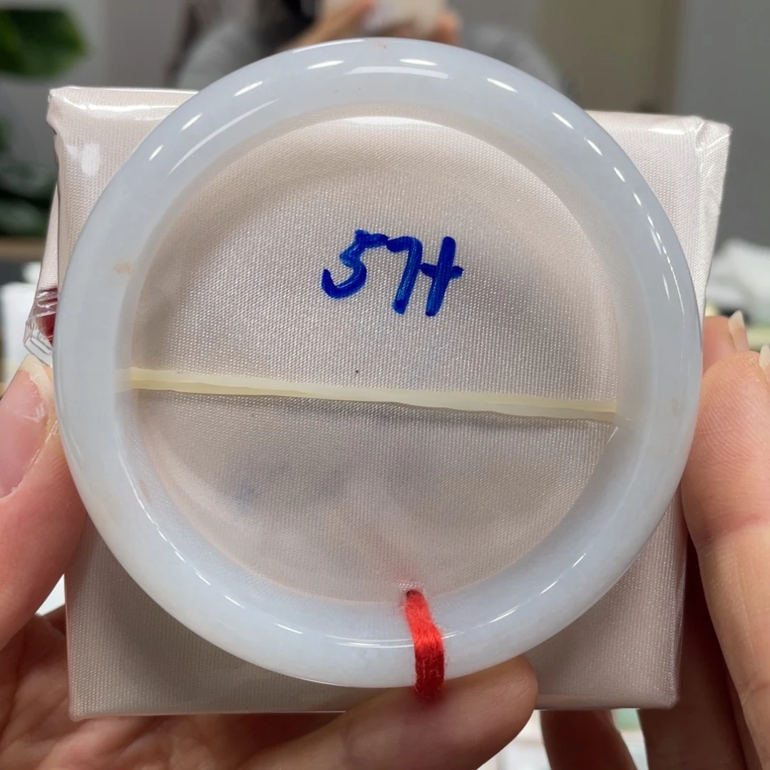 翡翠未镶嵌手镯翡翠