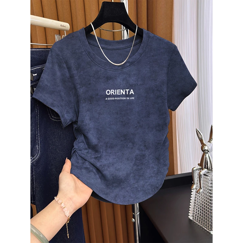 2025年夏季正肩T恤女收腰抽褶短袖不规则甜辣显瘦短扎染洋气上衣