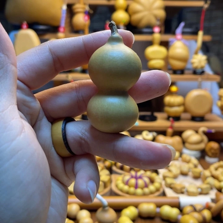 *****天然葫芦自然生长