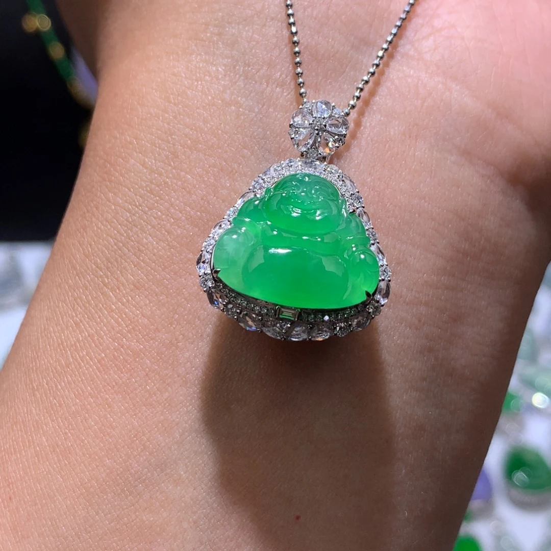 翡翠18K金镶嵌吊坠(赠链)