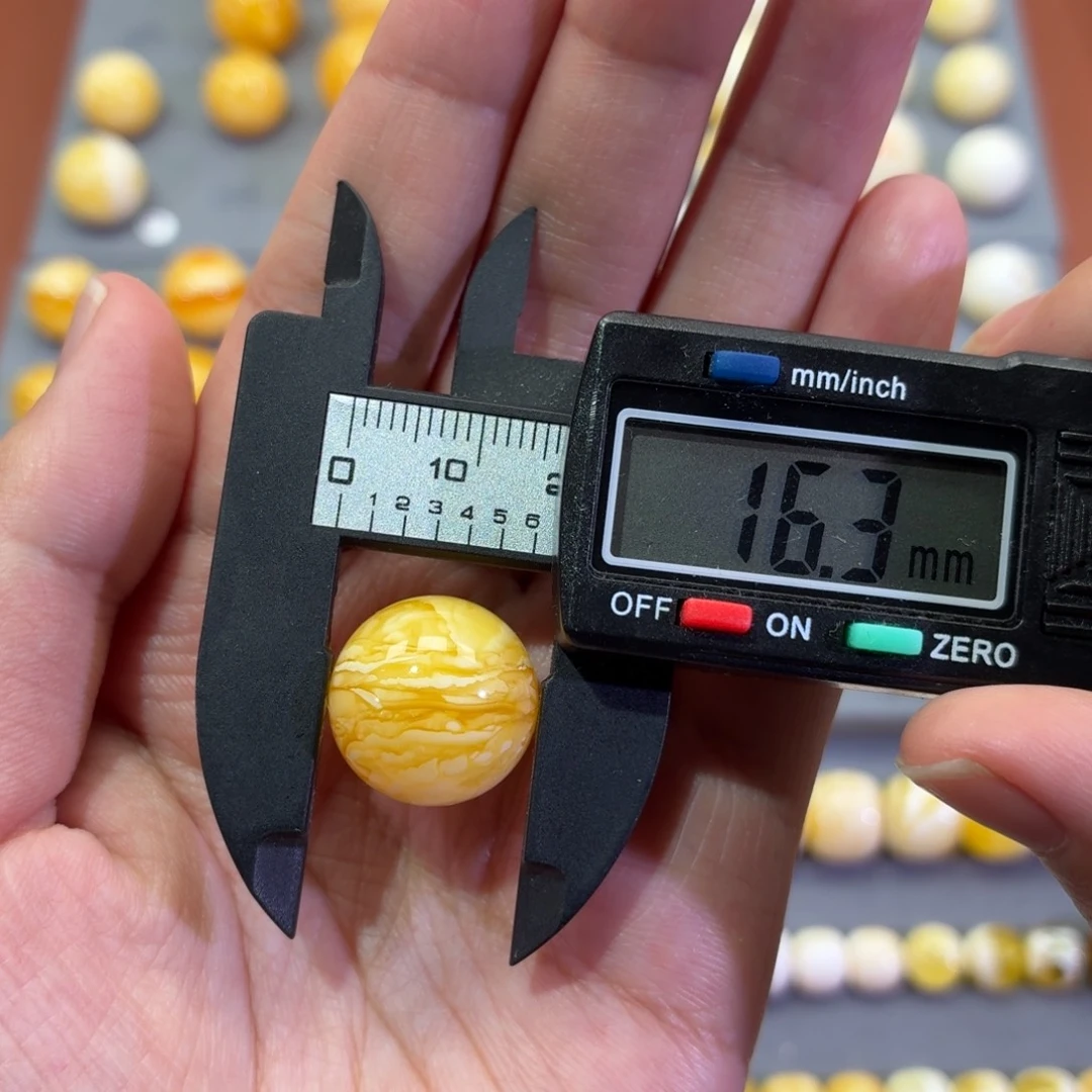 琥珀未镶嵌裸石圆珠