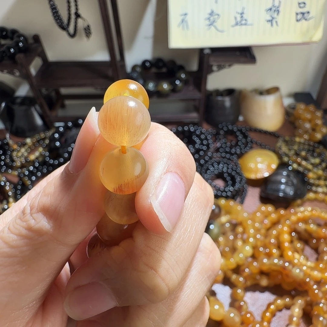 大***舍驴蹄子1.0蜜色血料单珠一颗