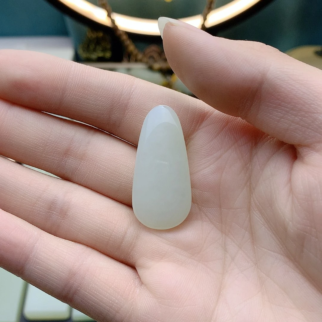 和田玉颈饰未镶嵌用****8