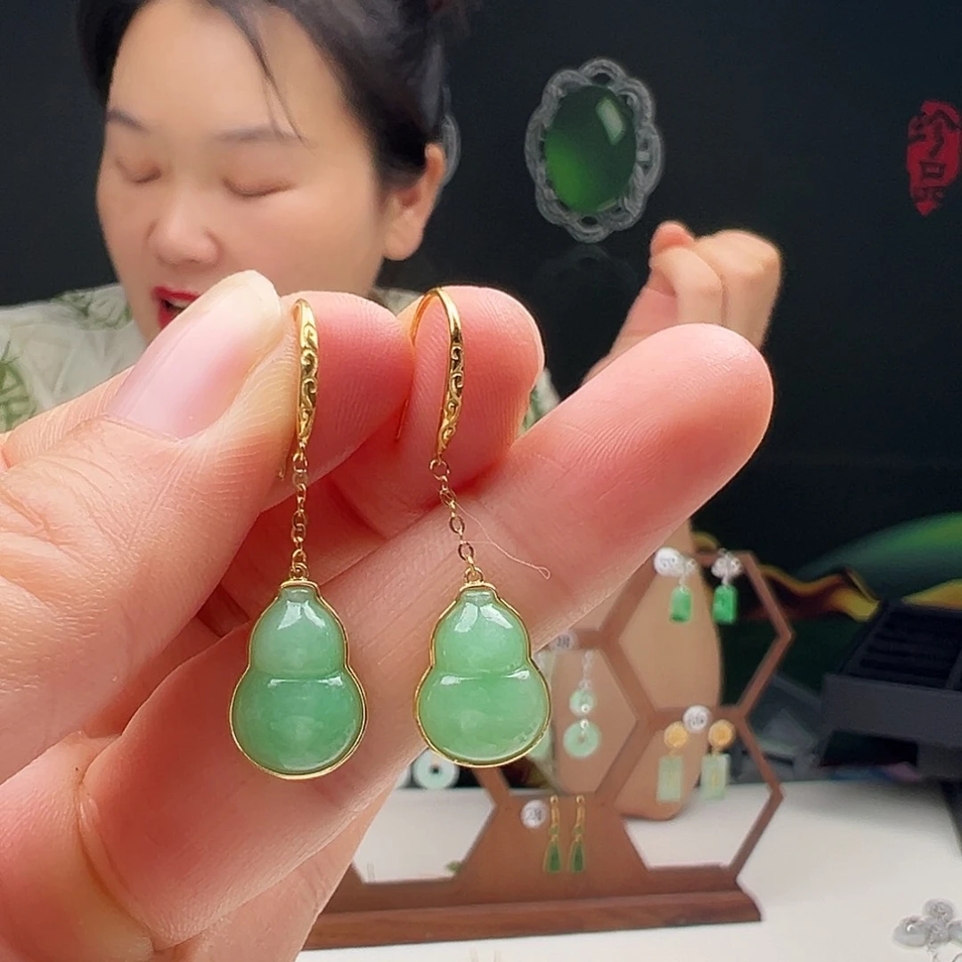 翡翠18K金镶嵌耳饰天然翡翠