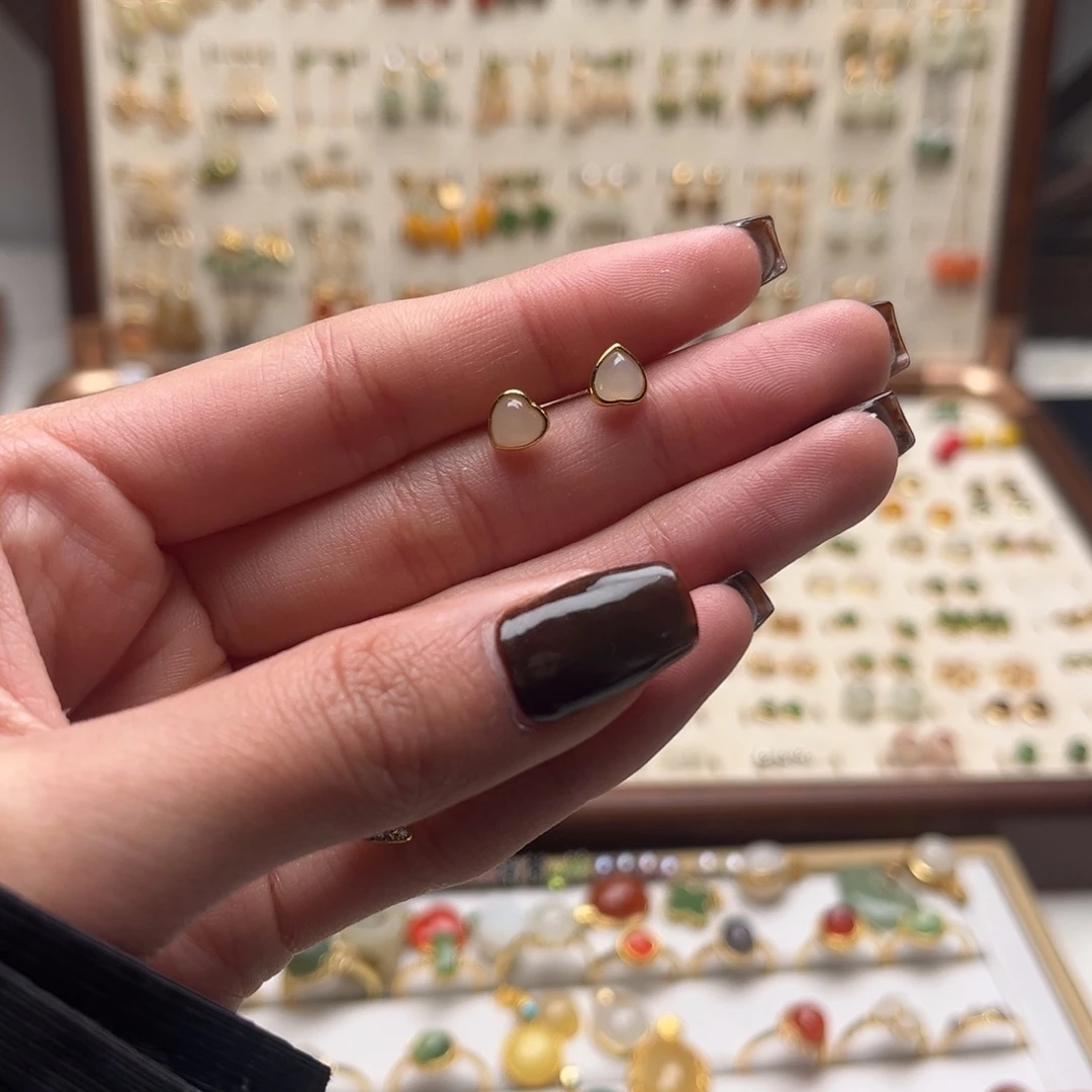 和田玉银S925镀金镶嵌耳坠