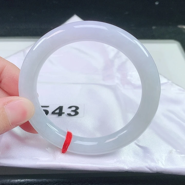 翡翠未镶嵌手镯（圆镯）543
