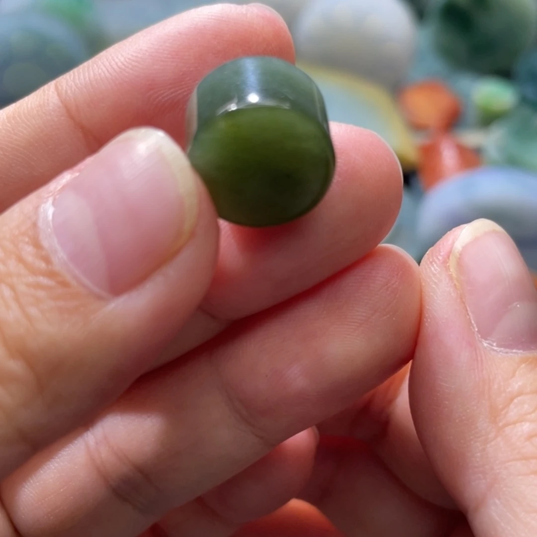 定制翡翠未镶嵌天然翡翠茶色鼓珠