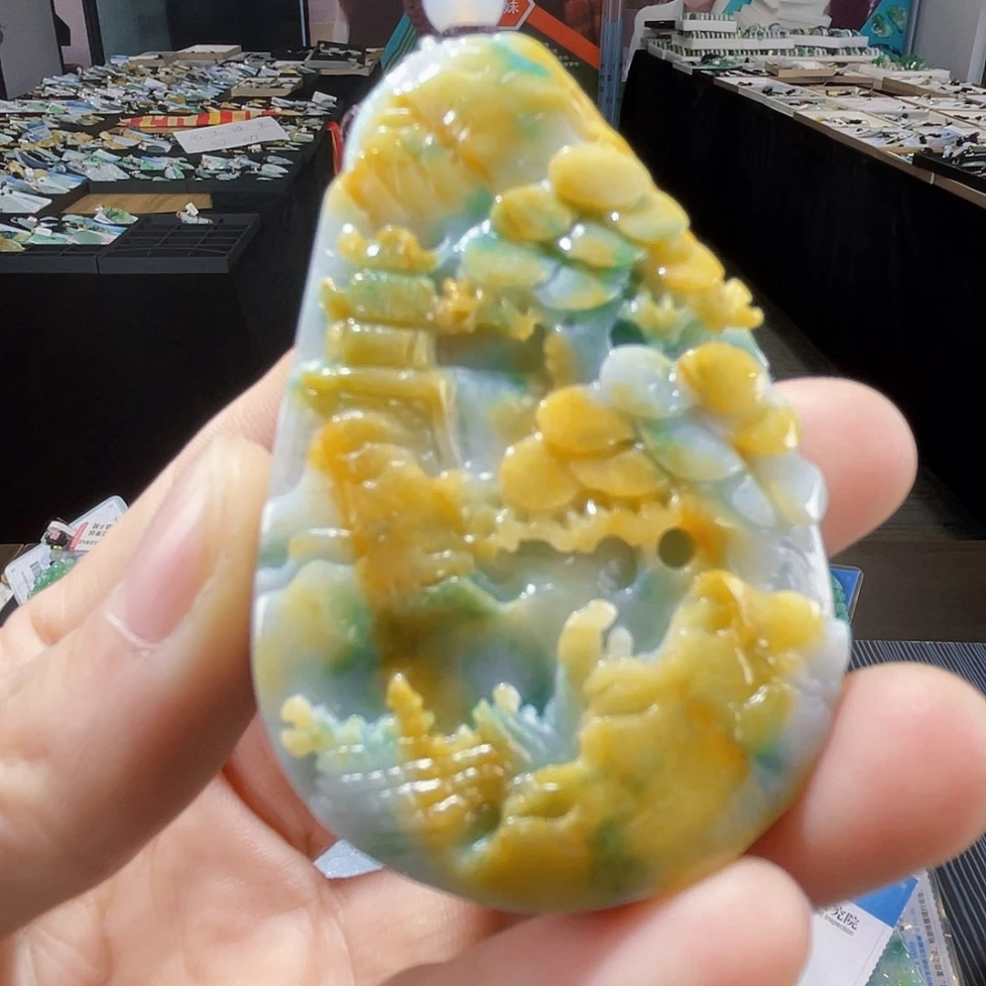 颈饰未镶嵌翡翠一