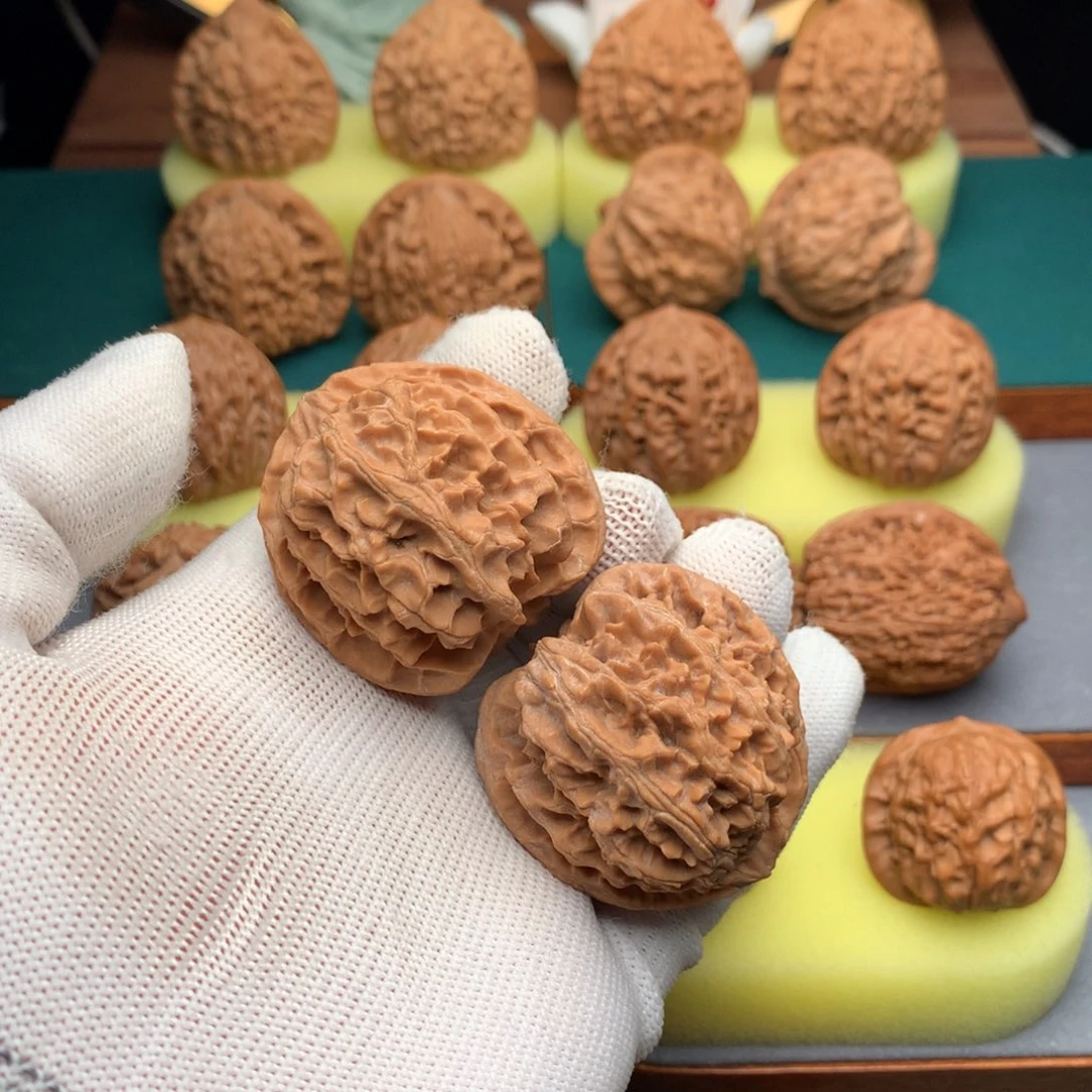 吊坠文玩核桃全品原桩苹果园41全家福尺寸