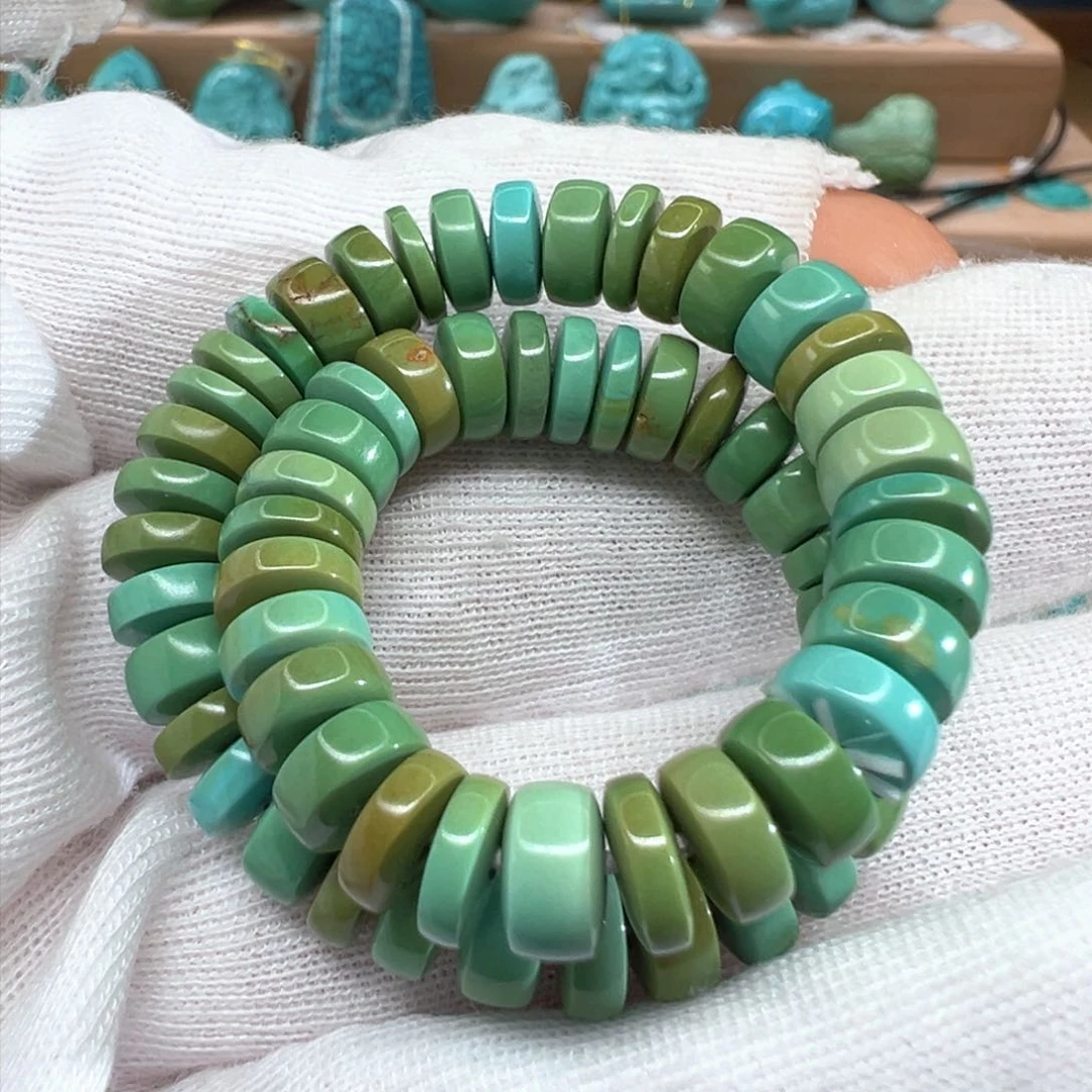 绿松石配饰未镶嵌