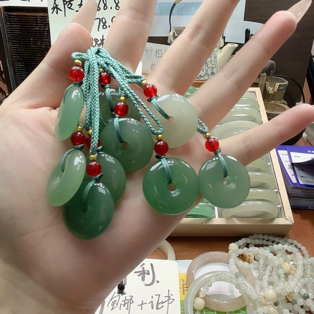 石英质玉手镯未镶嵌57