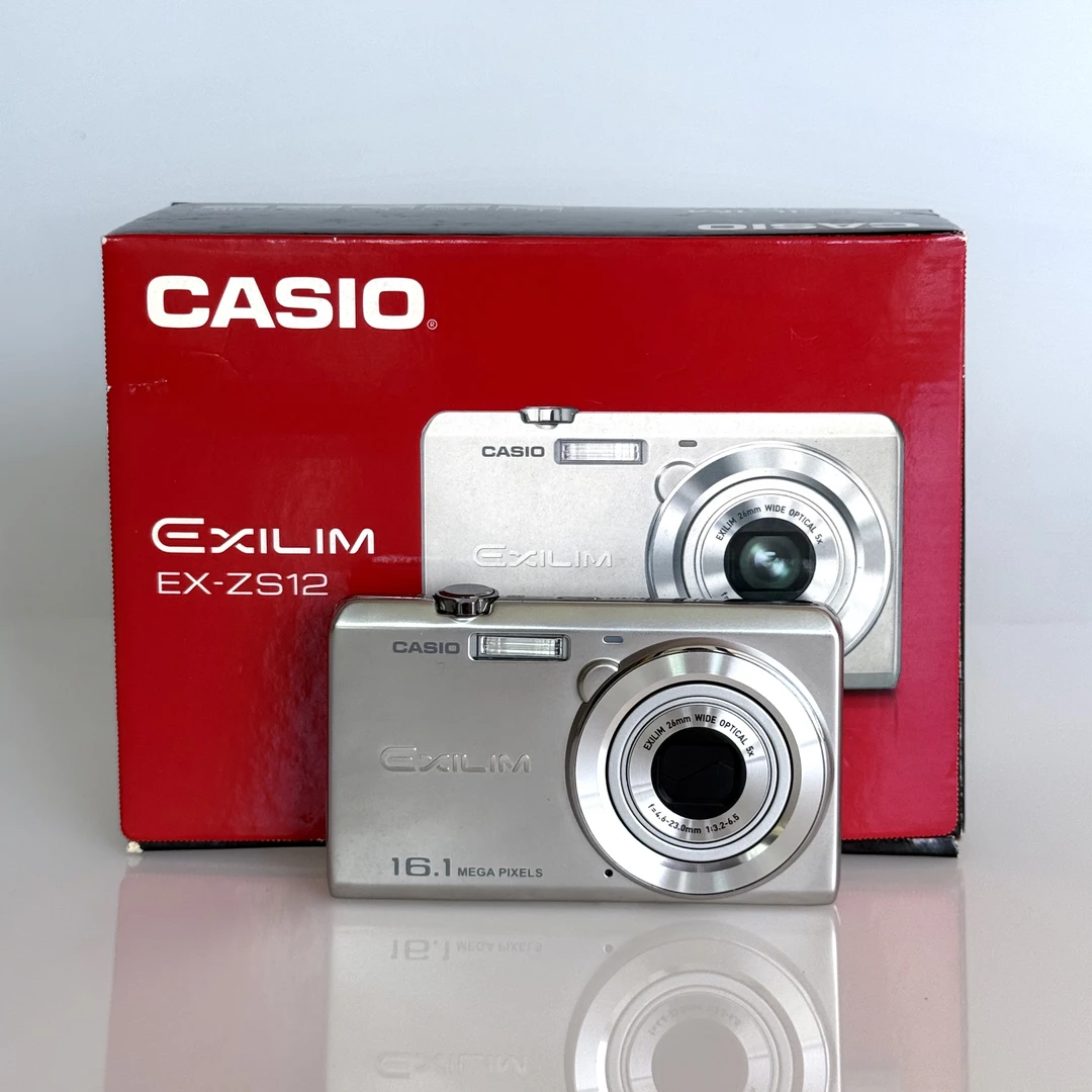 95新 Casio/卡西欧 zs12 1610w像素 原盒 美颜磨皮 出片清透显白