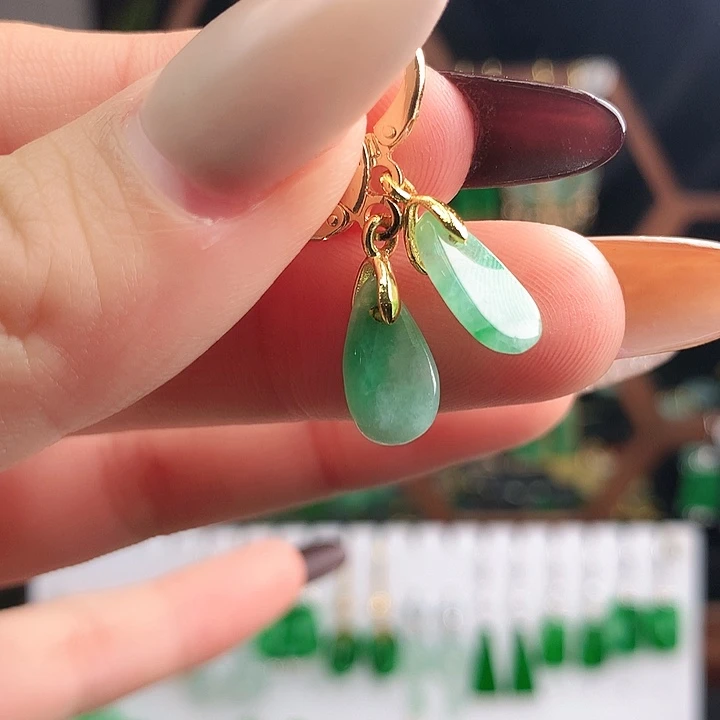 翡翠未镶嵌耳饰耳饰