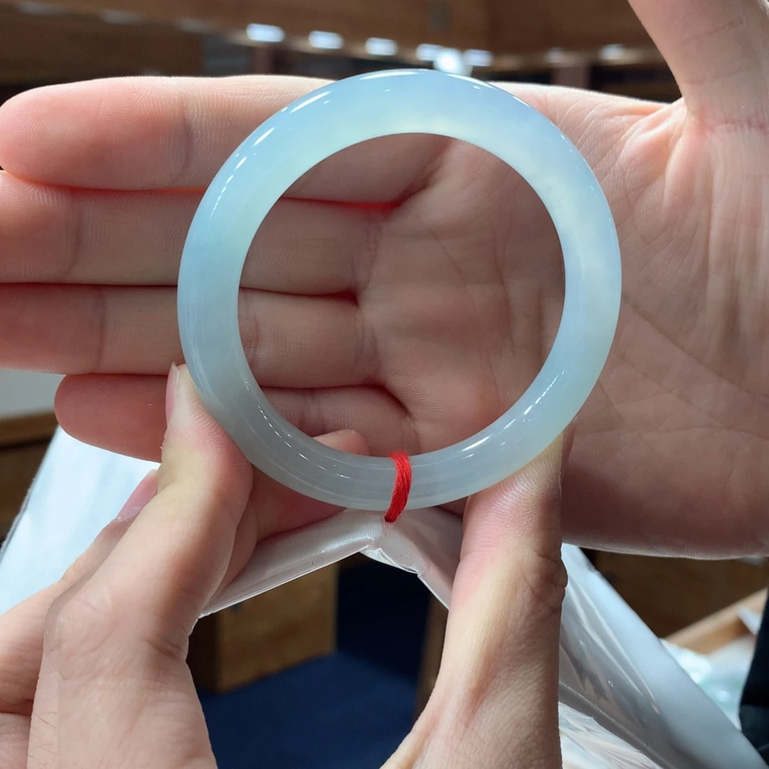 翡翠手镯未镶嵌皌*买断