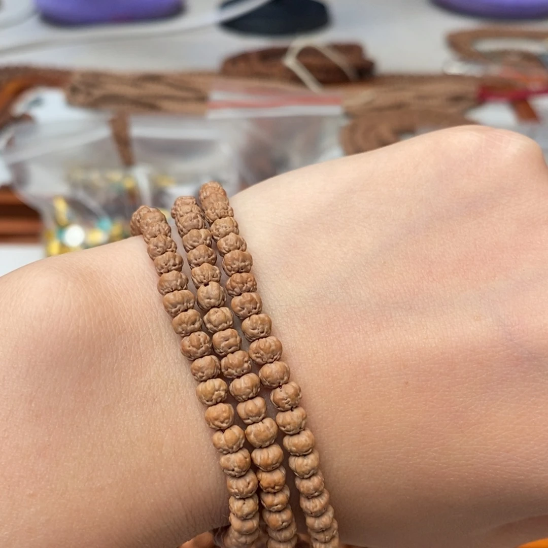 吃***虹金刚菩提吊坠佛手108