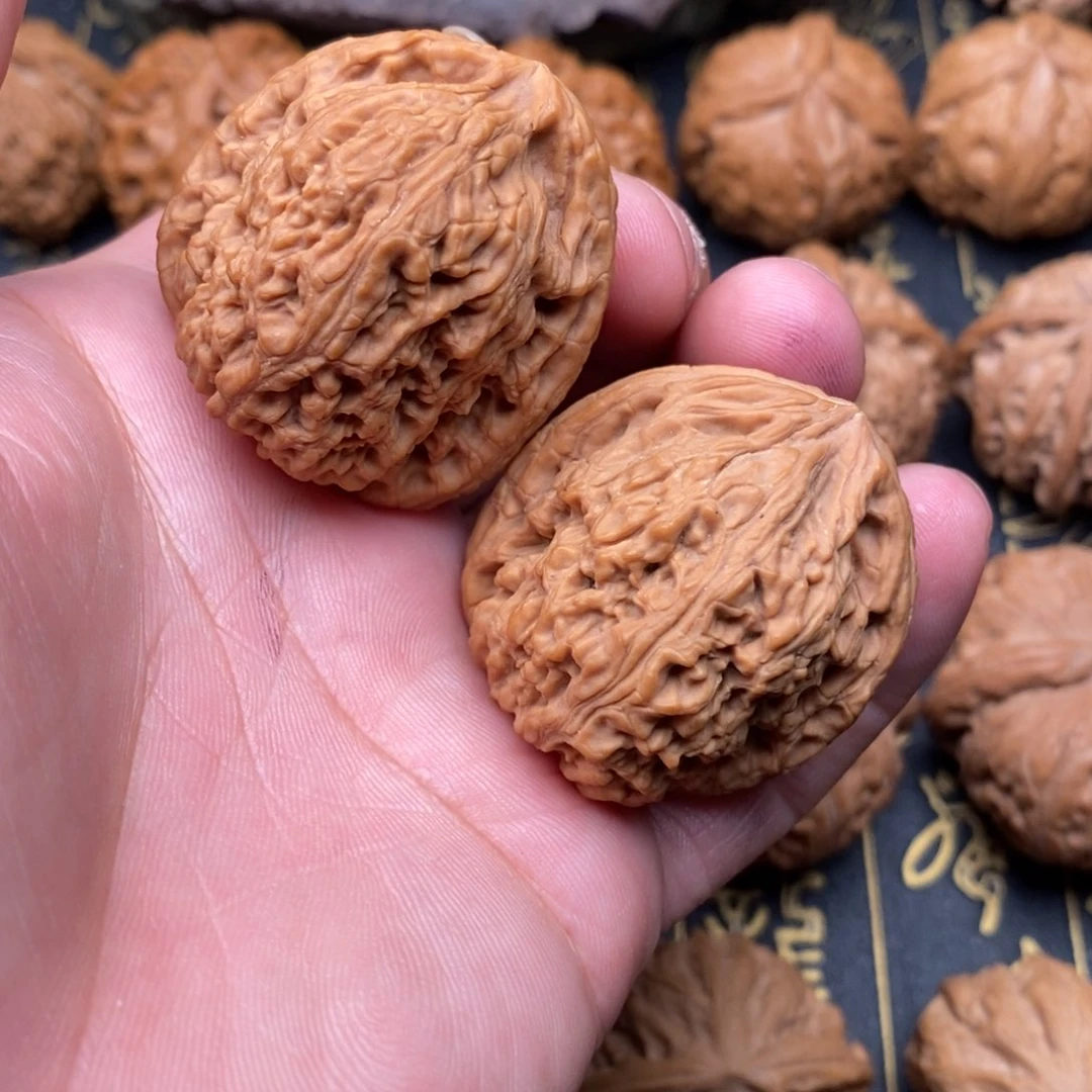 吊坠桃核南疆石狮子头