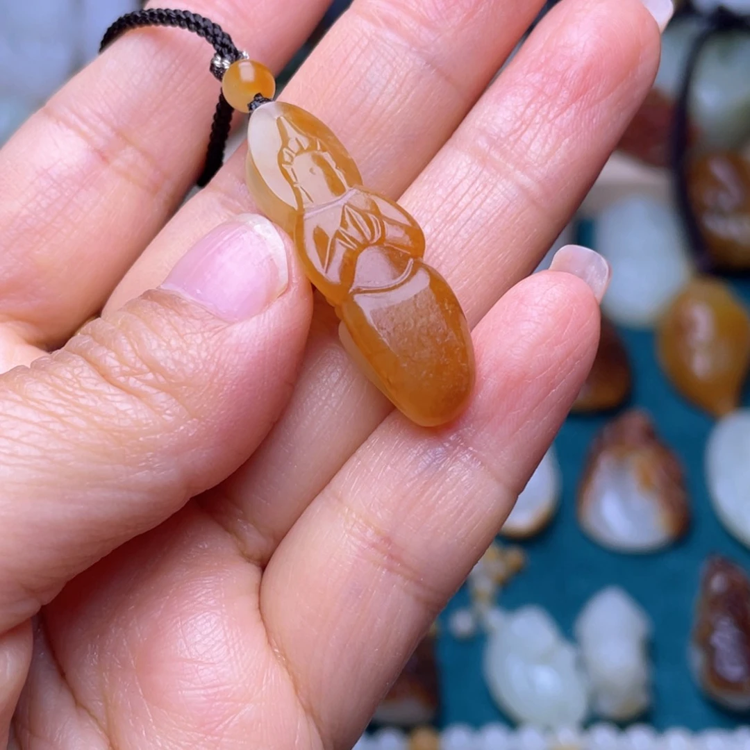 和田玉颈饰未镶嵌函