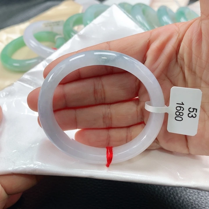 翡翠手镯未镶嵌53535353