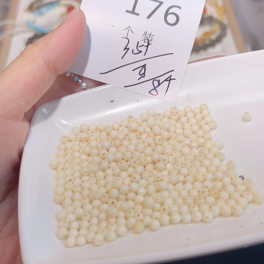 未镶嵌珠宝半成品水晶176 。
