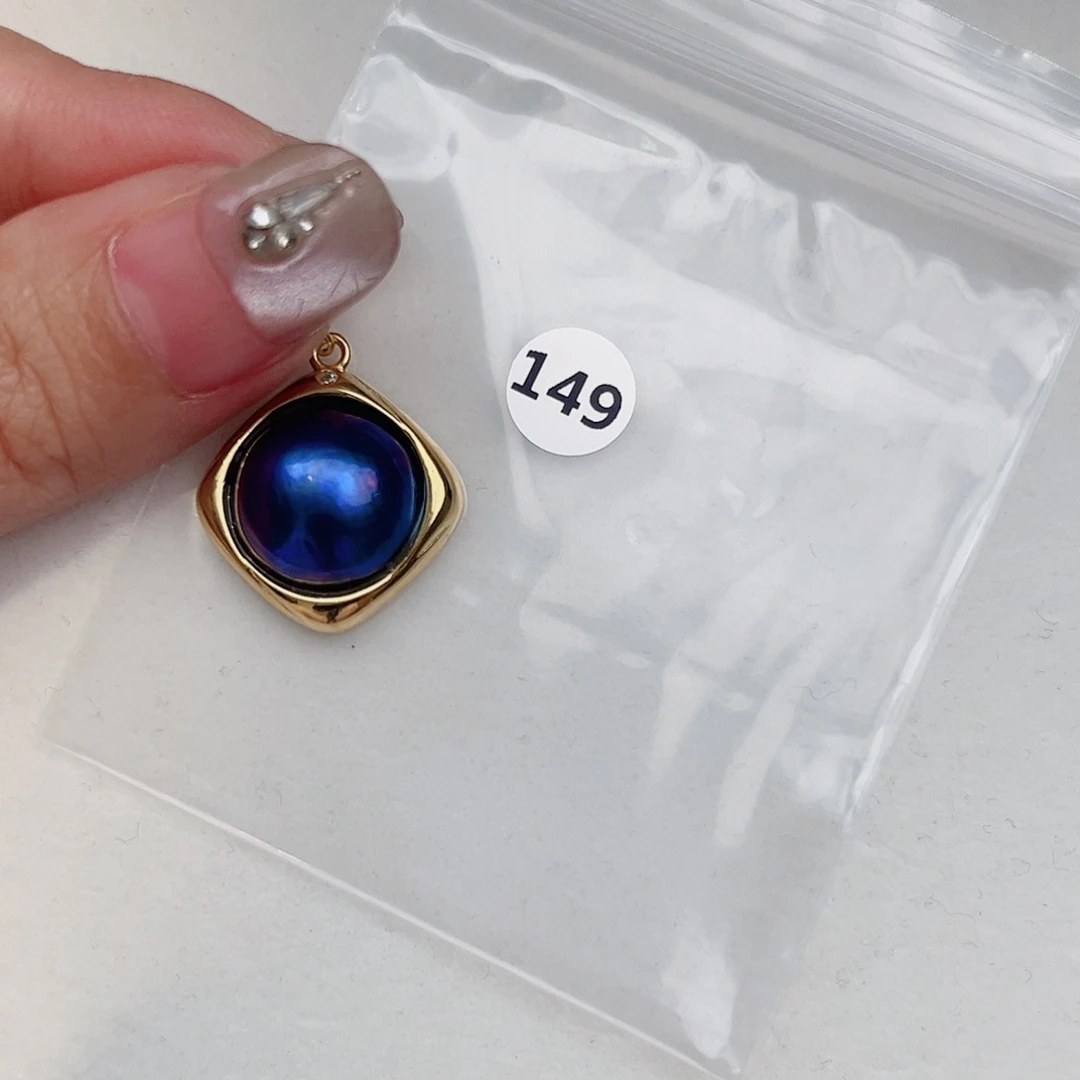 银S925镶嵌拼合珍珠（马贝珠）颈饰?**棉