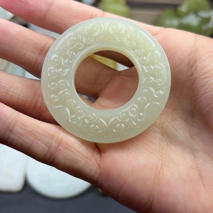 爱***9和田玉未镶嵌挂件