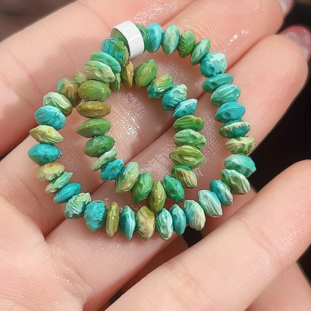 绿松石未镶嵌珠宝奇石