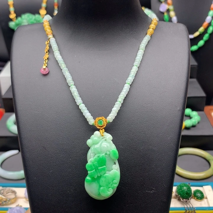 翡翠未镶嵌颈饰翡翠葫芦