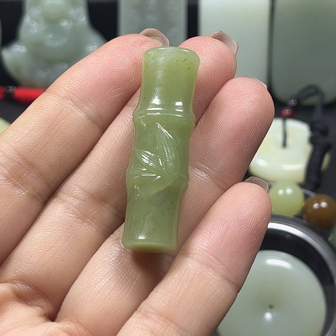 和田玉未镶嵌吊坠(不含链)