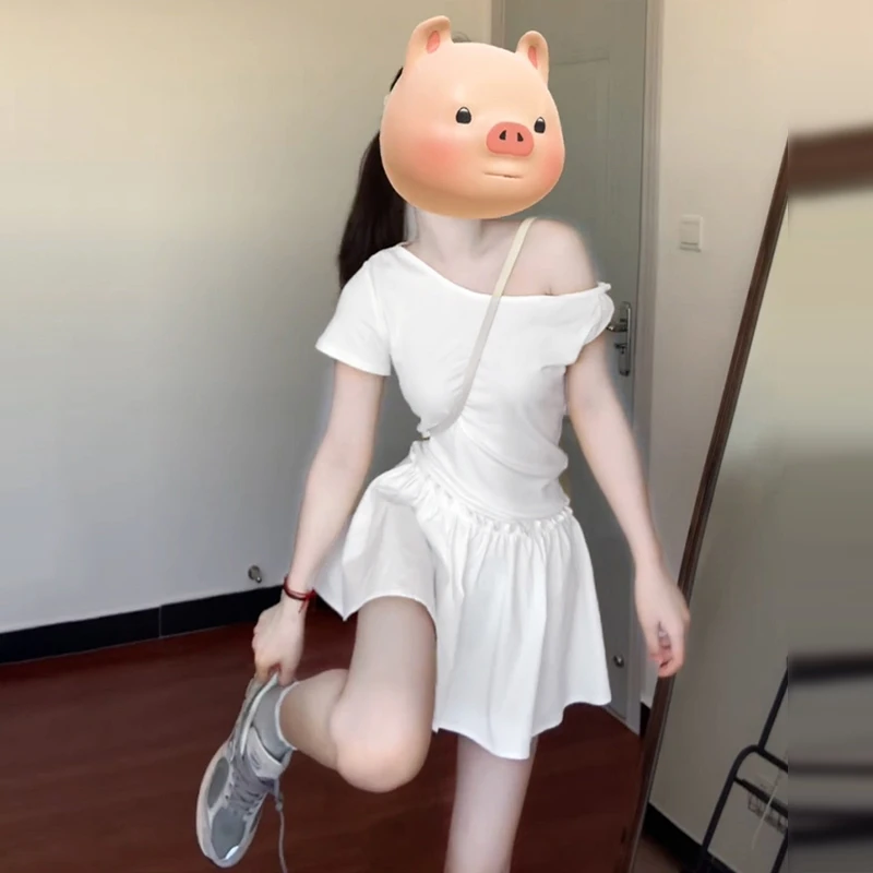 法式高级感白色斜肩连衣裙子女夏2025新款小个子气质独特漂亮短裙