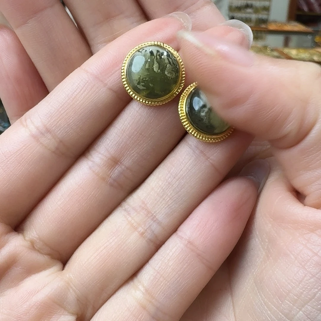 未镶嵌琥珀耳饰耳钉