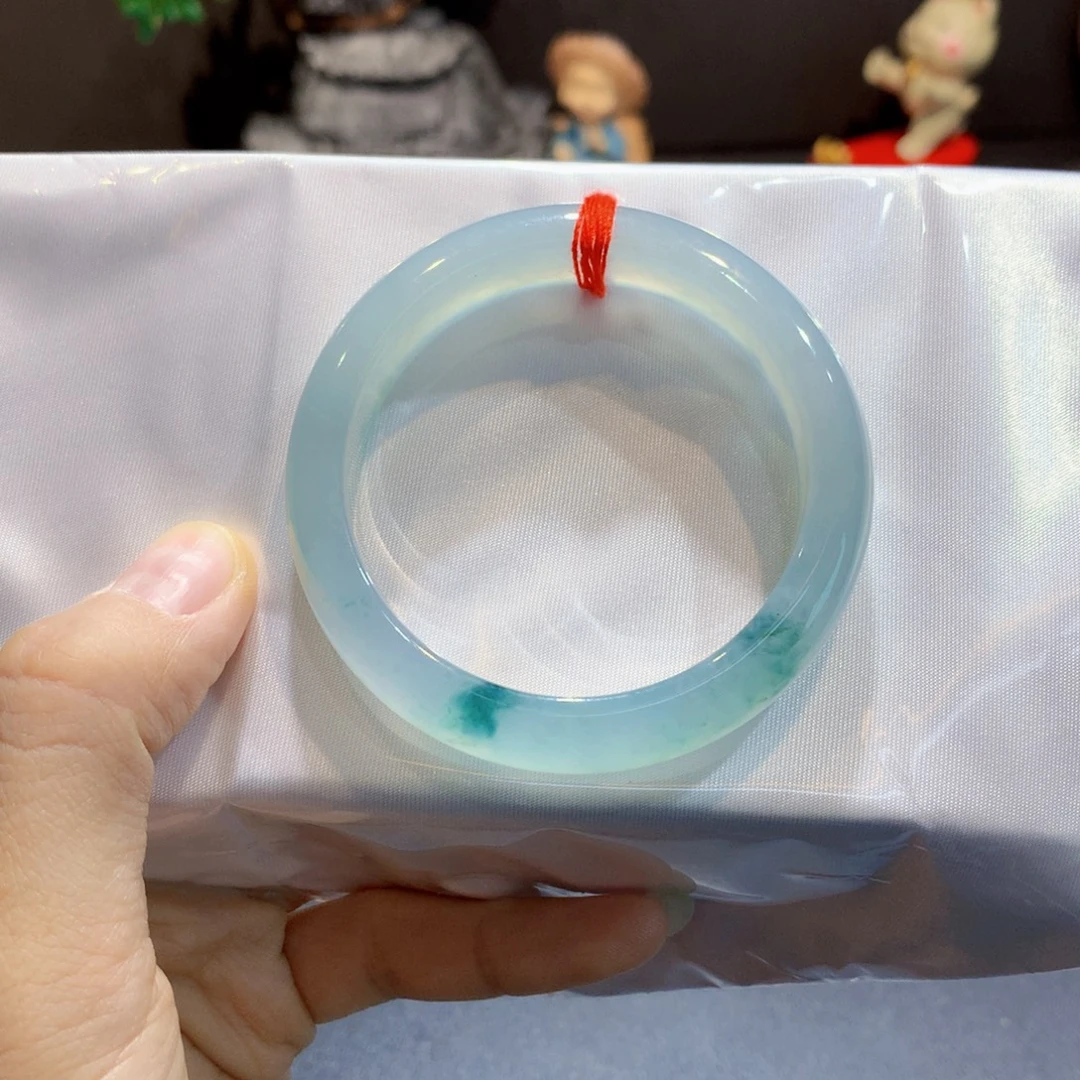 翡翠未镶嵌手镯24号