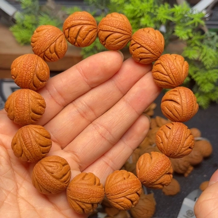 桃核手串龙纹桃核1