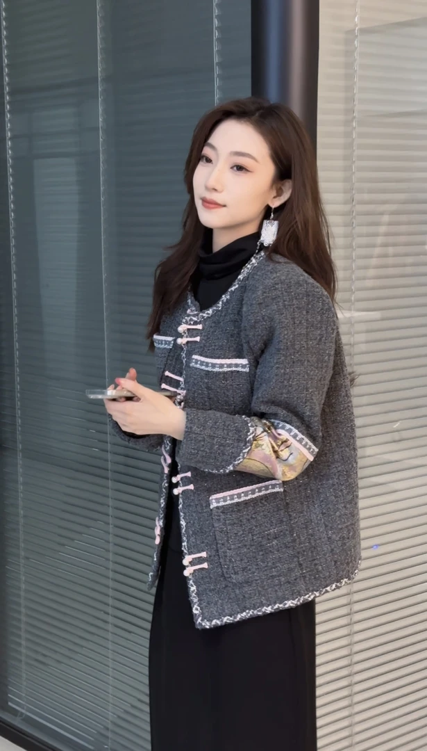 【卓日雅】9920设计师款马蹄袖小香风短款外套上衣女外套