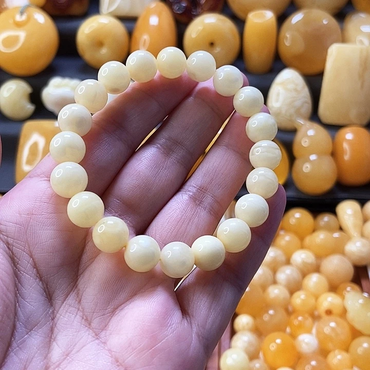 琥珀未镶嵌颈饰天然蜜蜡