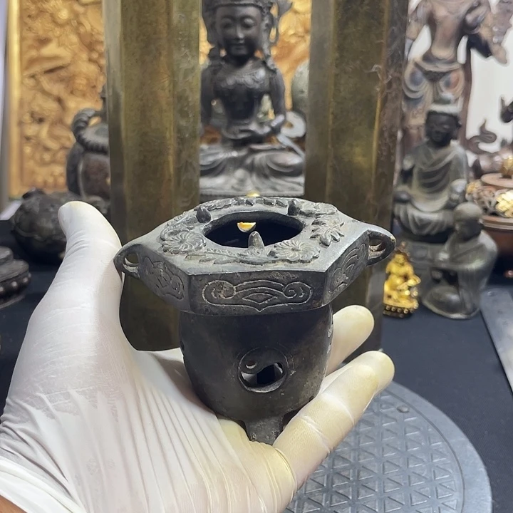 亮***球小炭炉。         160