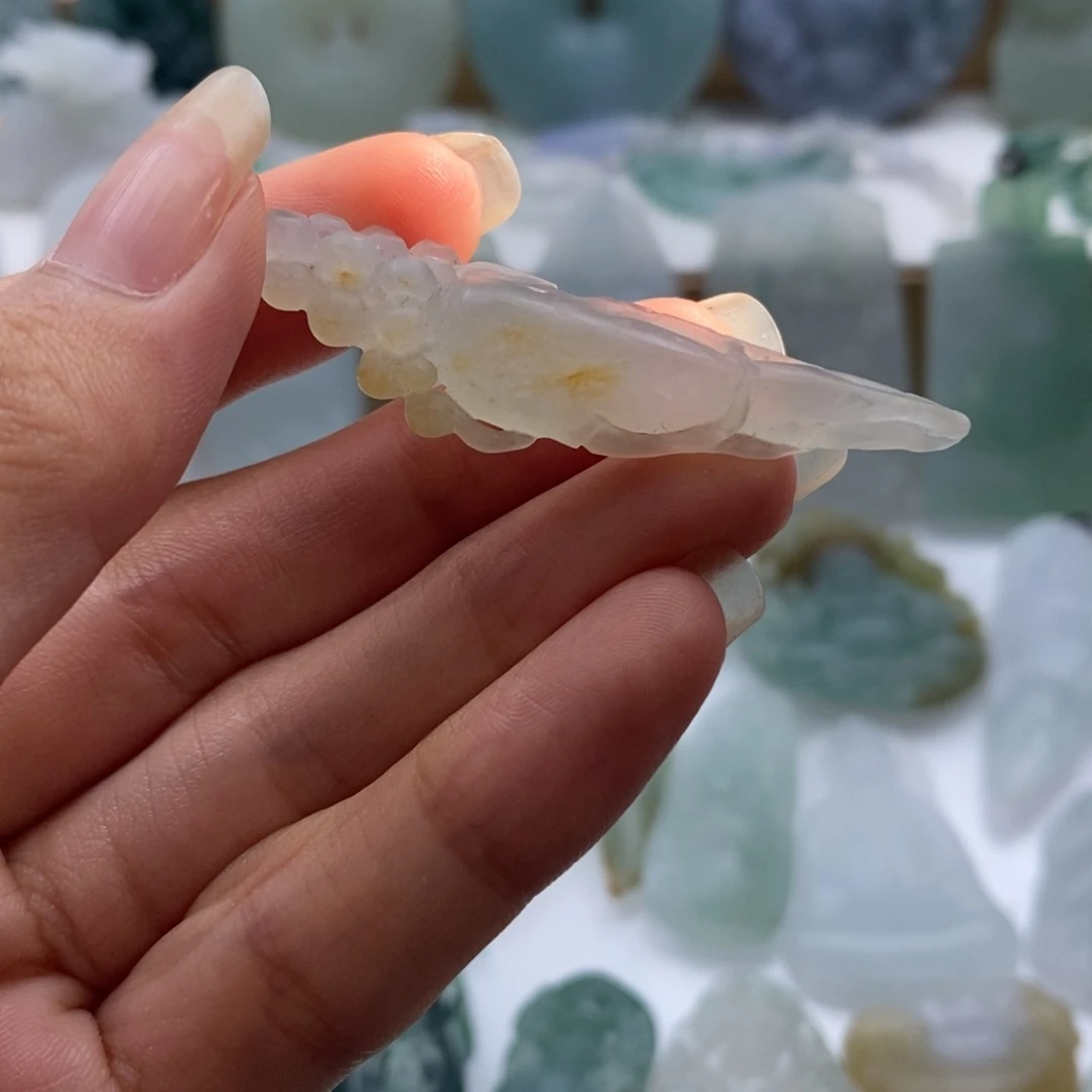 未镶嵌定制翡翠毛货无鉴赏期