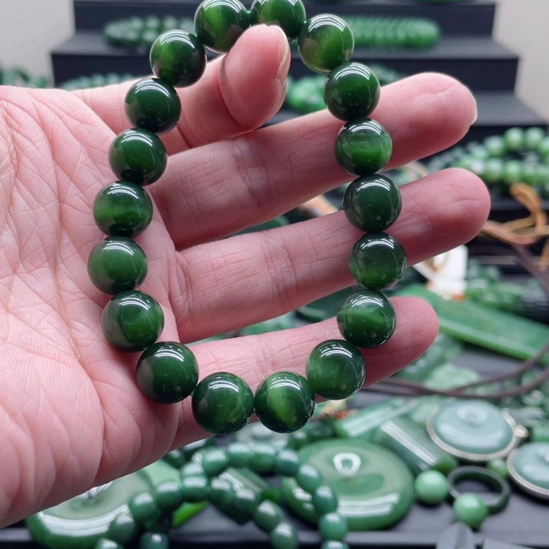 和田玉（碧玉）未镶嵌手链